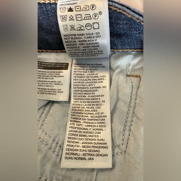 Levi's 711 Skinny Jeans - size 28 (excellent condition) - Picture 9 of 10